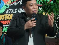 Tokoh Nasional PERADMI Berikan Ceramah Takziah di Rumah Duka Almarhum Mustamin Dg. Bombong